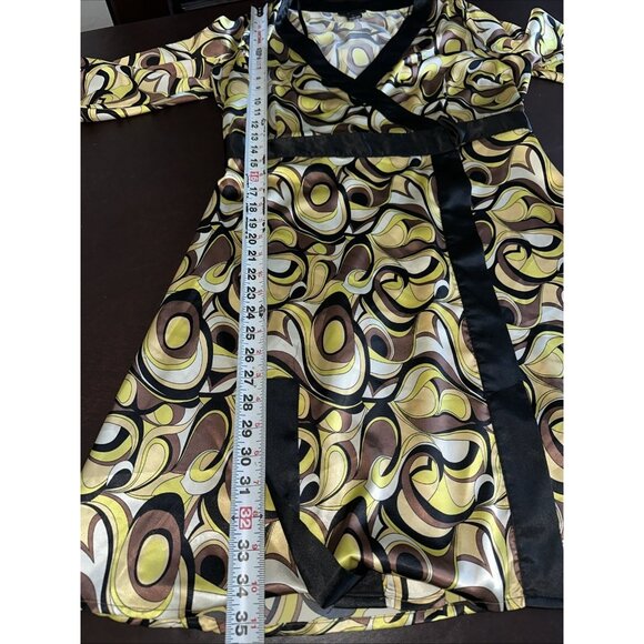 BCBG Maxazria Medium Wrap Dress Psychedelic Print Size M - Picture 7 of 7